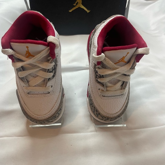Jordan 3 Retro Cardinal Red Wht/Lt Curry-Cardinal Red 5C - Picture 2 of 9